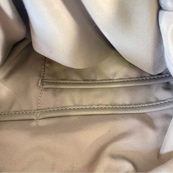 Nicole Miller Slouchy Shoulder Bag Casual Soft Sided Dual handle Silver Accents - Picture 15 of 16